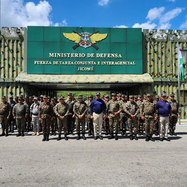 Estudiantes de la EGEMERD realizan recorrido por la frontera norte Dominico – Haitiana