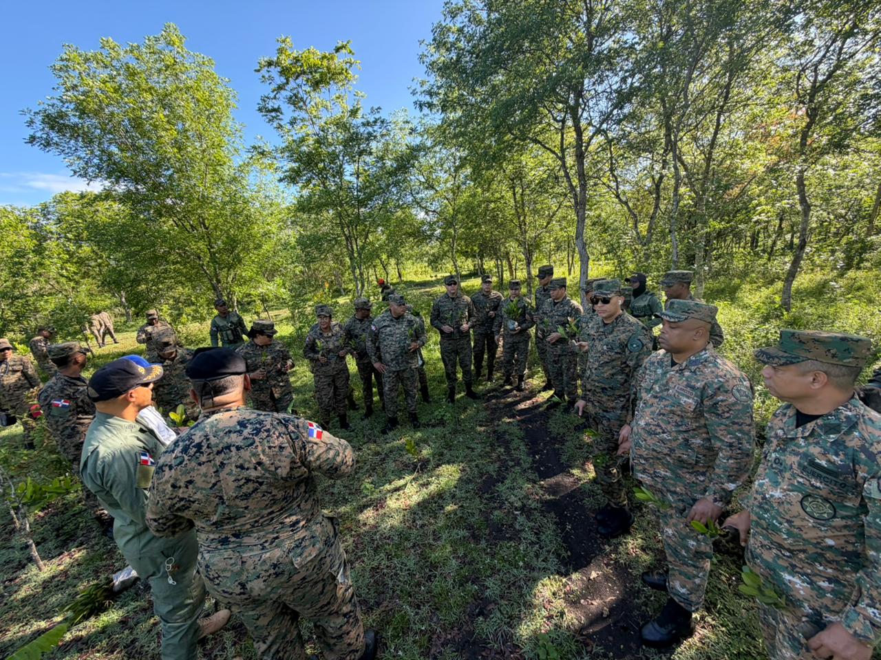 EGEMERD fortalece la conciencia ambiental mediante jornada de reforestación en San Luis.